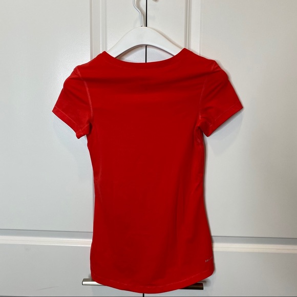 Red Nike PRO DRI-Fi Size S - Picture 3 of 5